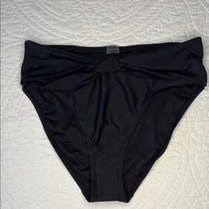 NWT Old Navy Black High-Waisted Bikini Bottoms - Size M
